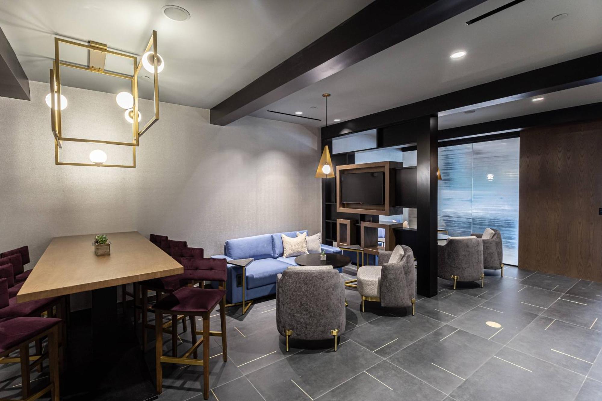 Marriott Downtown 4*